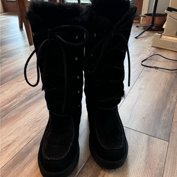 UGG Uptown 5190 Tall Boot Womens 8 Black Suede Mid Calf Lace Up Wool Lined - Picture 1 of 7
